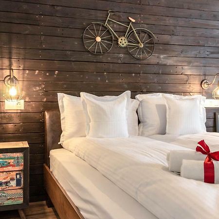 Ares Aparthotel Cluj-Napoca Ngoại thất bức ảnh