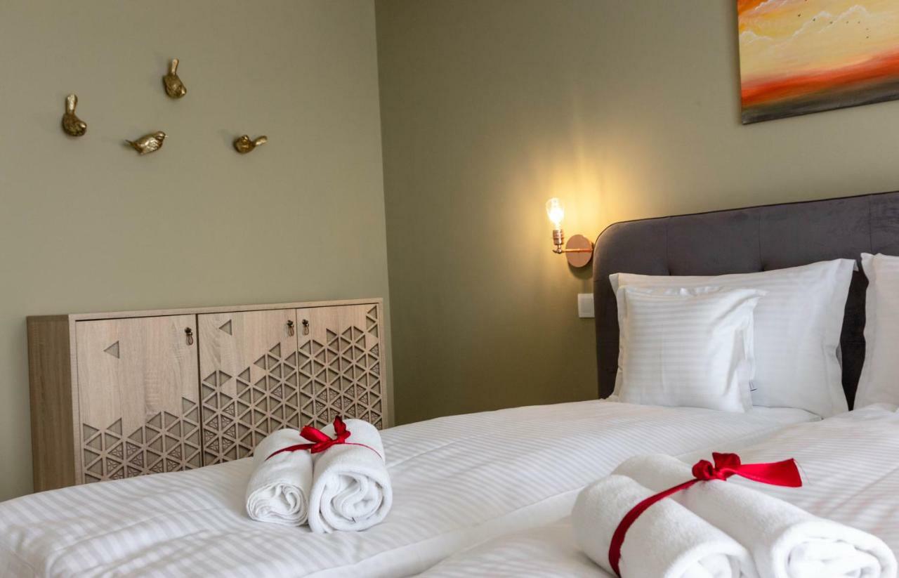 Ares Aparthotel Cluj-Napoca Ngoại thất bức ảnh